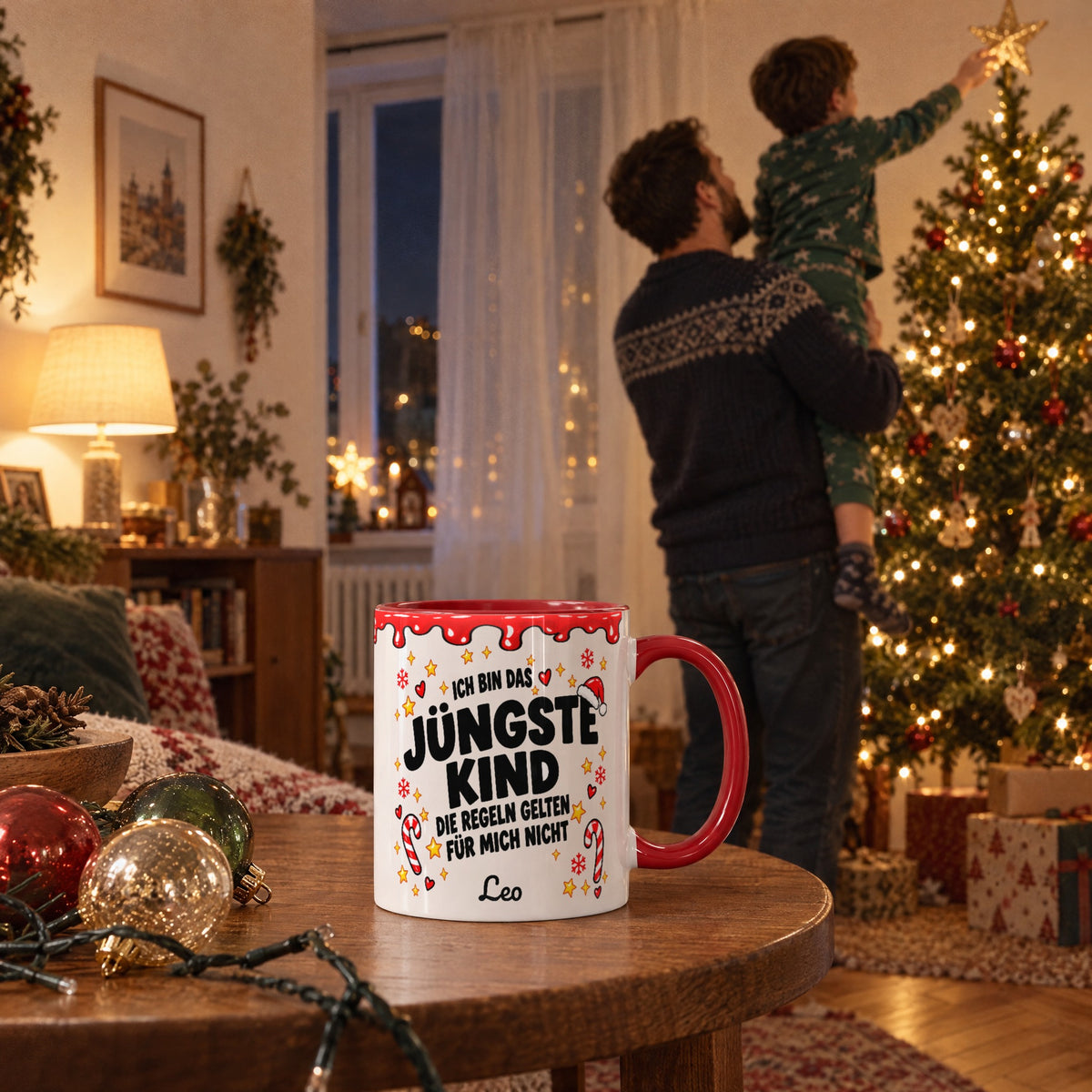 Weihnachtsbecher mit Namen – Familienregeln #58364 [PC-GALLERY:cmvvg4f1r002pqwh2h97ip7et:5bd25272-267b-447e-942b-e6ccd8494379:52403f8753dc96400ef189dabc2c40f691d96ea6c61bcfa27dd201a58da132cd]