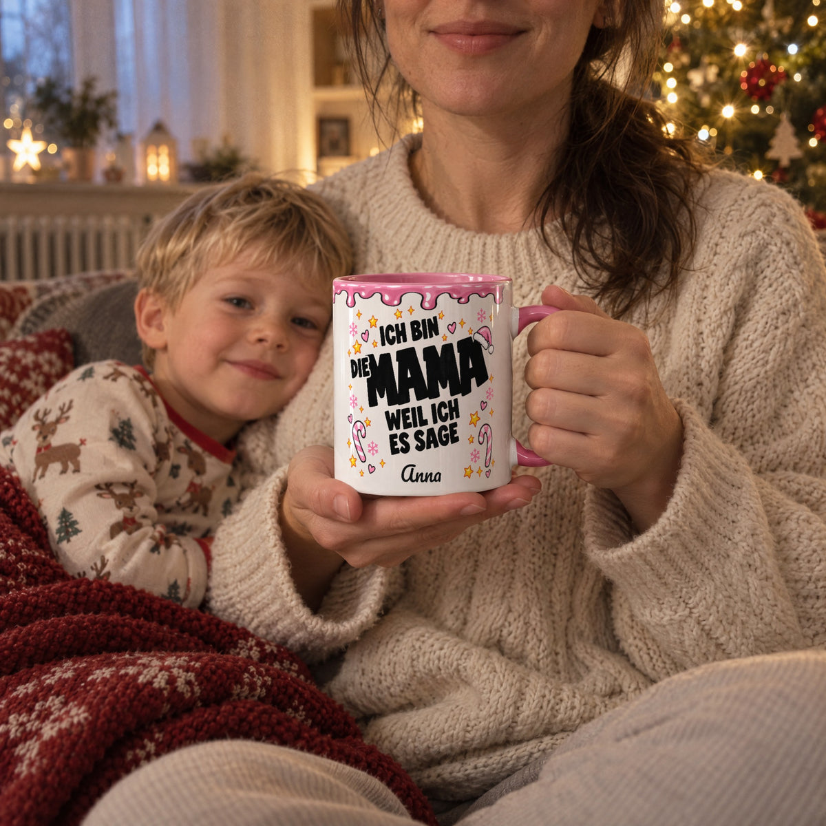 Weihnachtsbecher mit Namen – Familienregeln #58364 [PC-GALLERY:cmvvg4f1r002pqwh2h97ip7et:2b6ed39b-2bb9-43b6-ac07-17ca638494fd:86c3cf6689de0e4372529e8b251ced1e8bbc3c050f17424d3db8f86761a60bbe]