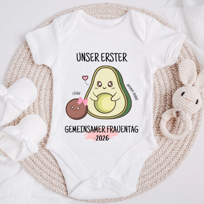 Personalisiertes T-Shirt für Mama und Tochter mit Avocado-Motiv - Geschenk zum Frauentag #2481