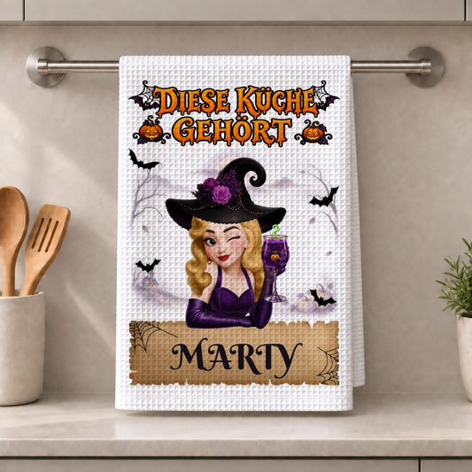 Küchentuch (Geschirrtuch) – Diese Küche gehört zu – Personalisiertes Halloween-Geschenk #500972