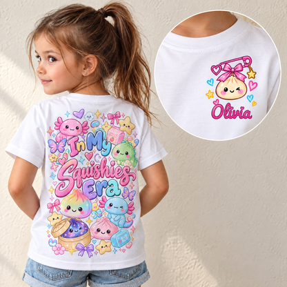 Kinder-T-Shirt – „In My Squishies Era“ mit Namen – mit Squishy – Personalisiert #98212 [PC-GALLERY:cmv14g09r0061p7f24rrc8fw0:0001374b-faf2-483e-9228-500516088582:cd9294f9536688709225666c91b5ab4b16b6df519e92db71b59cfb2dcaad19ef]