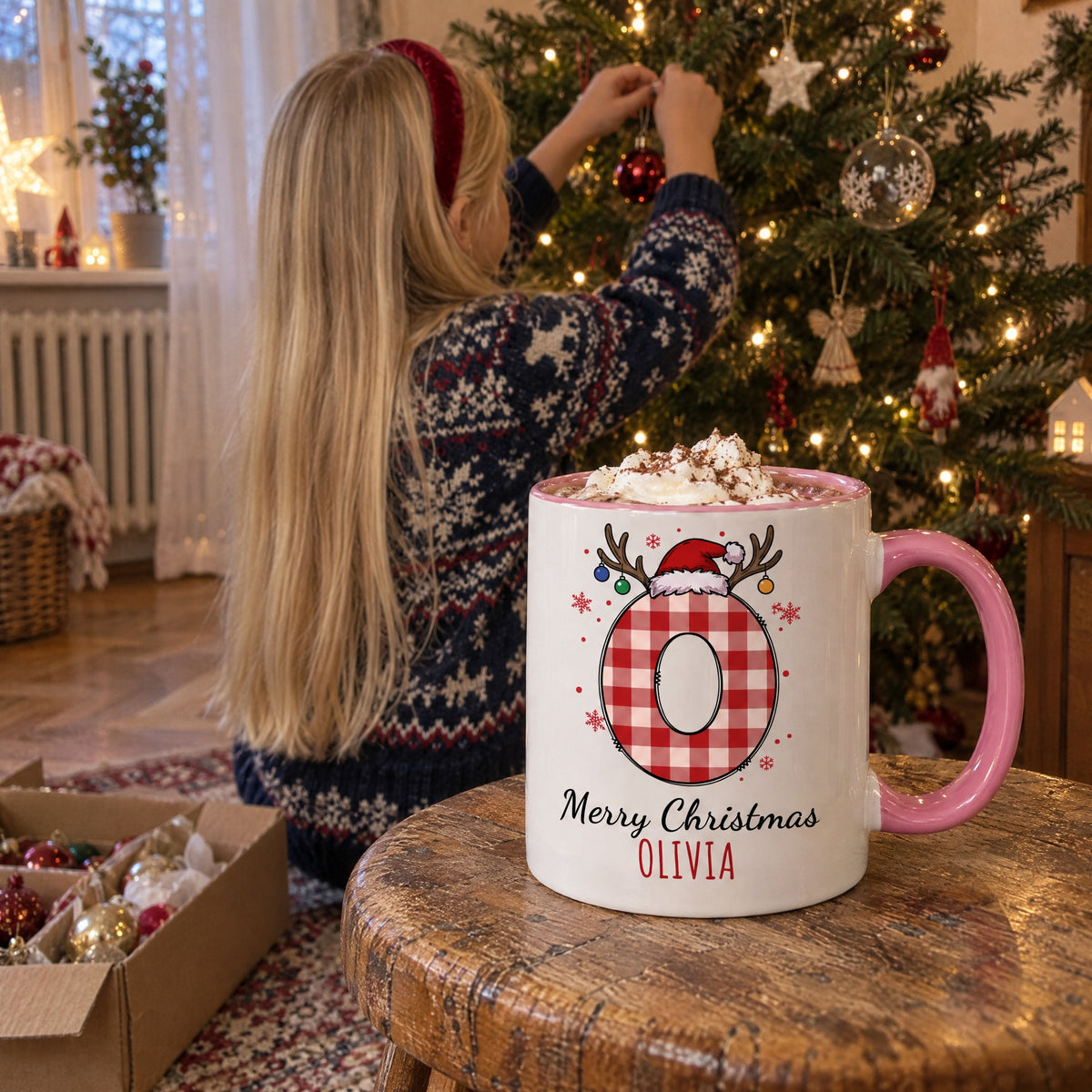 Weihnachtsbecher mit Initiale und Vornamen – Personalisiert #58365 [PC-GALLERY:cmvvkyxhq00bpqezooqutxr7p:cb44dce1-f580-4633-ab3b-b8637d5cff00:1e58b0e897ba3cc7ff7fc1c8ac70f5ad78431eef5dd909985ba3a0f8ab65d0e3]